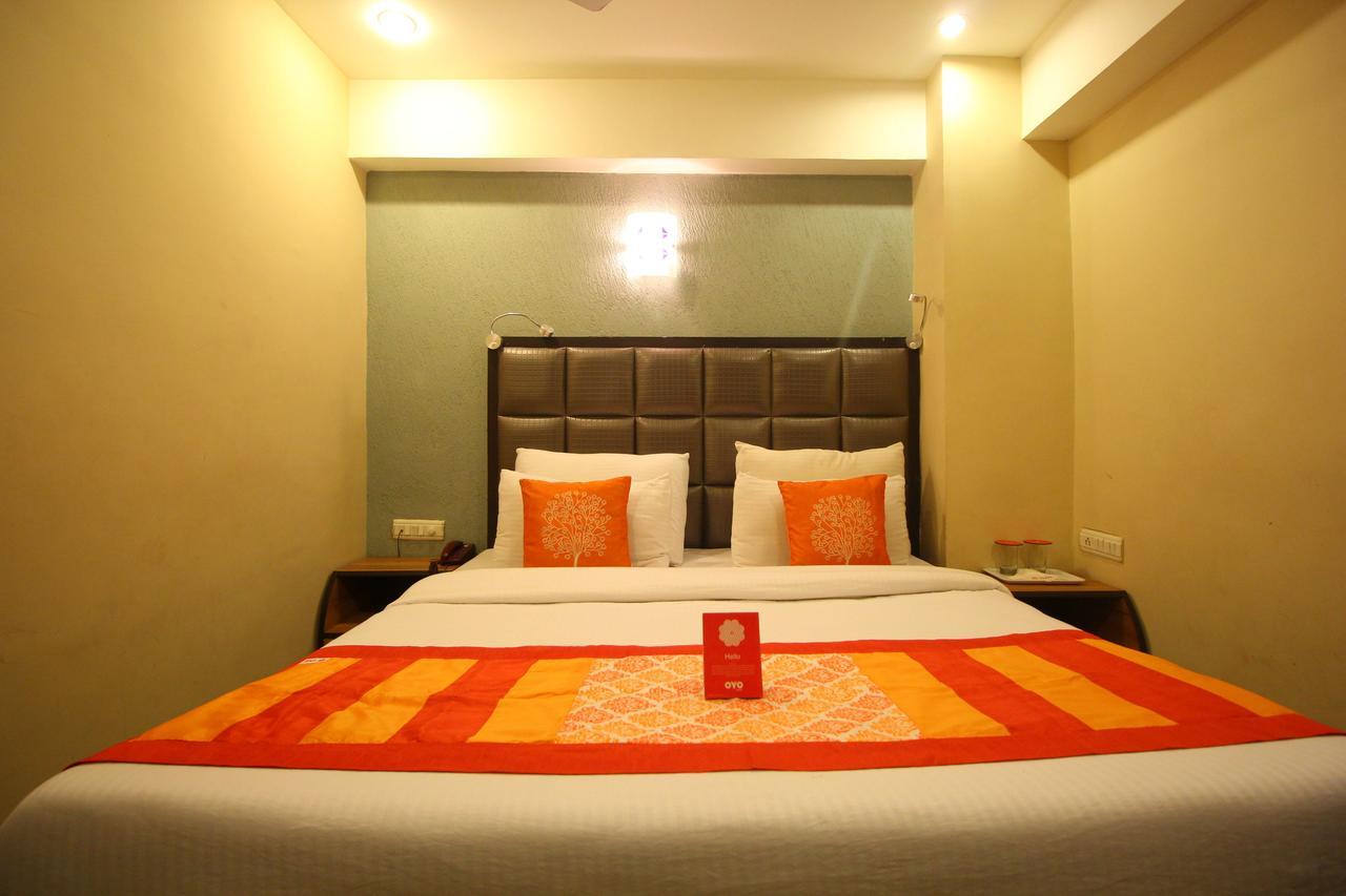Oyo 8786 Hotel Maan Residency Ahmedabad Luaran gambar