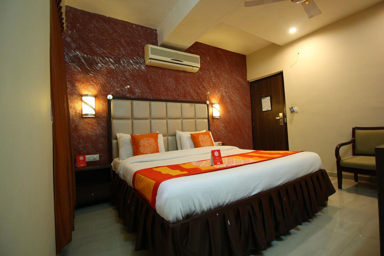 Oyo 8786 Hotel Maan Residency Ahmedabad Luaran gambar
