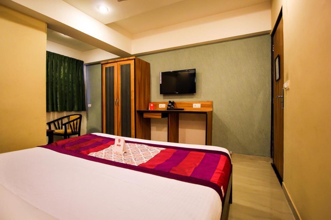 Oyo 8786 Hotel Maan Residency Ahmedabad Luaran gambar